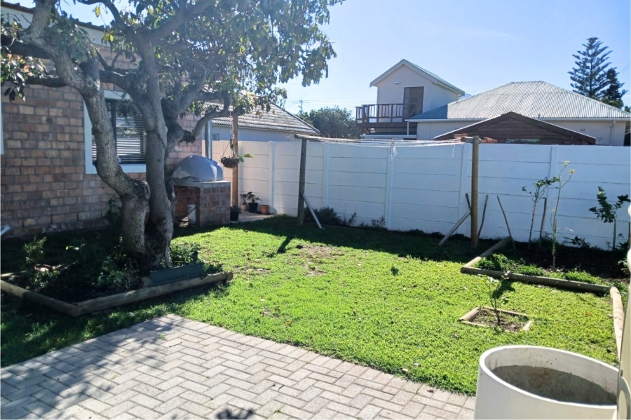 To Let 3 Bedroom Property for Rent in Lochnerhof Western Cape